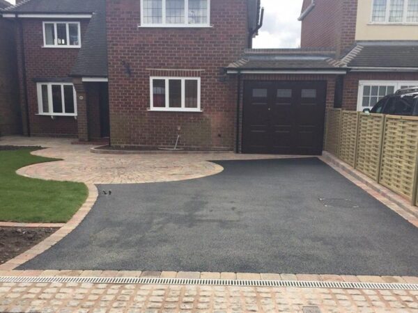 Tarmacadam Kerry